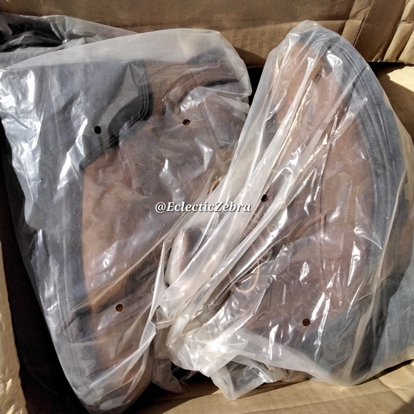 Work boots, new size12 Carhartt - Picture 8 of 13